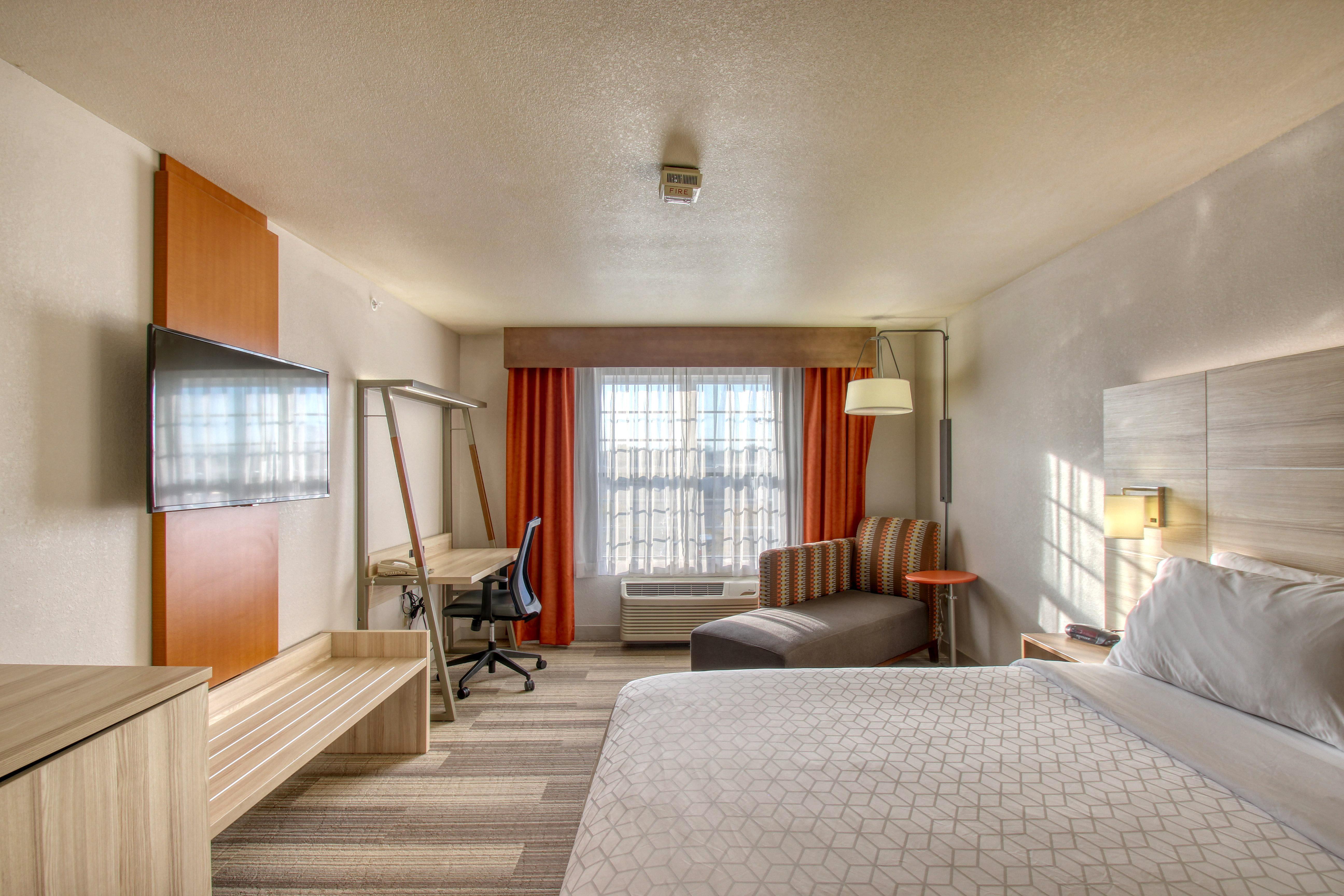 Holiday Inn Express Hotel & Suites Milwaukee Airport By Ihg Exterior foto