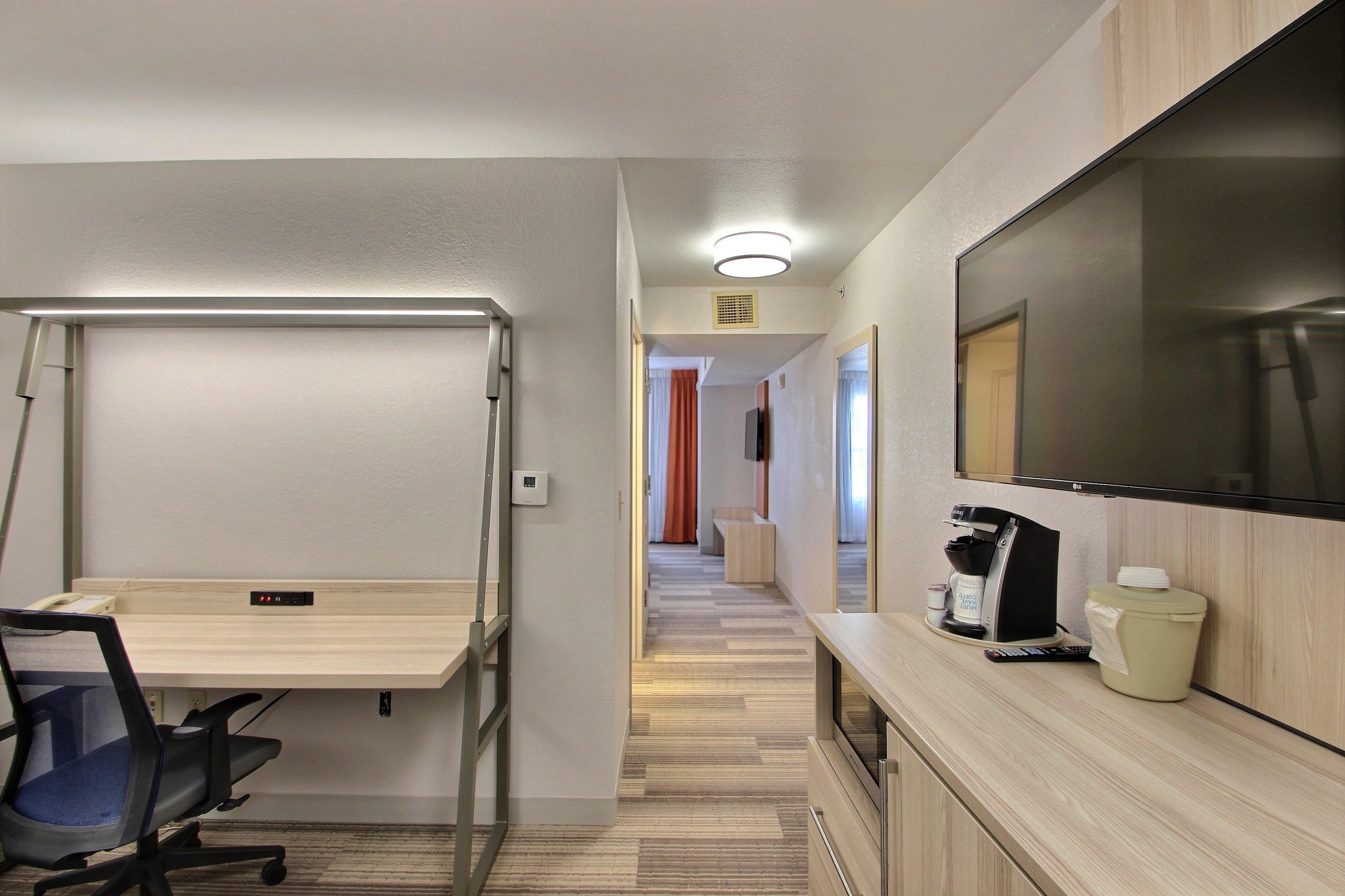 Holiday Inn Express Hotel & Suites Milwaukee Airport By Ihg Exterior foto